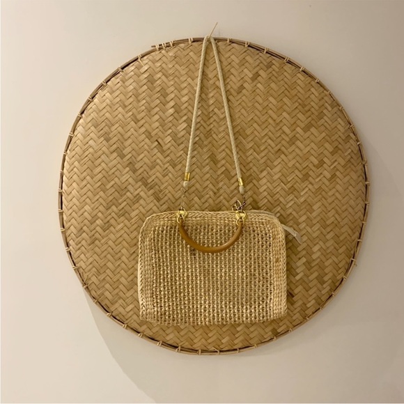 GORGEOUS VINTAGE RATTAN SHOULDER‎ BAG W/ HANDLE - MADE IN ITALY - Picture 5 of 11